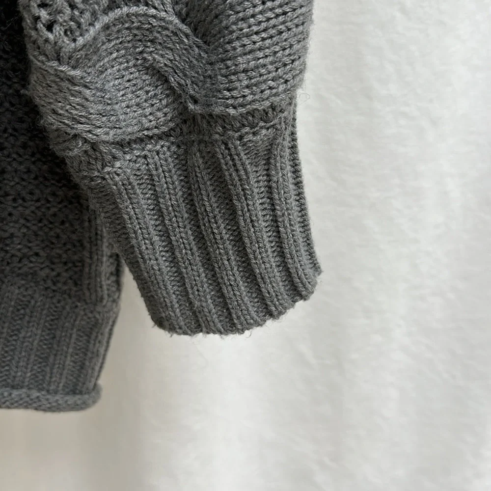 Alya grey cardigan sweater. Size large - Picture 2 of 4